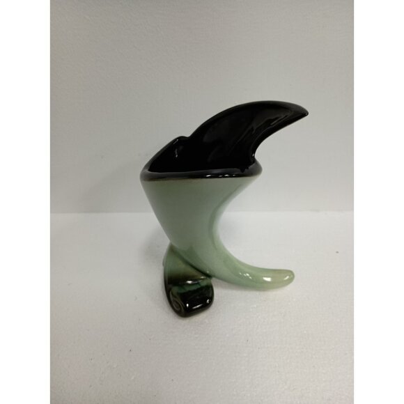 Vintage Hull Pottery USA Pine & Parchment Cornucopia Vase Mid Century Modern - Picture 5 of 8